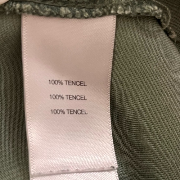 Kenneth Cole Reaction Button-Front Dress | Green | XS - Picture 8 of 8